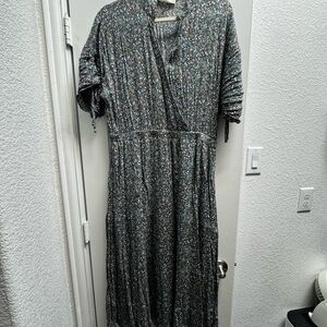 Women’s Floral Print Wrap Maxi Dress - Gray